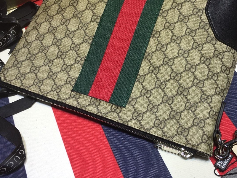 Gucci Clutch Bags